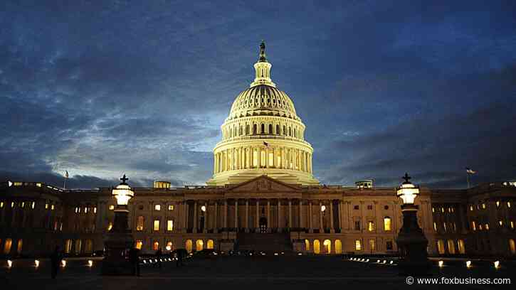 Economist offers bipartisan plan to avoid financial crisis by stabilizing America's surging national debt