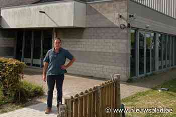 Munkzwalm station krijgt nieuw wachtzaaltje