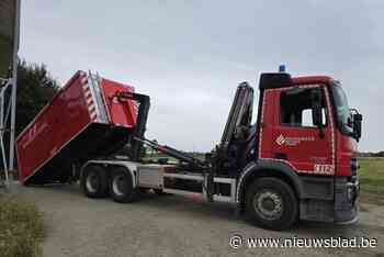 Brandweer en DRT-team redden ‘dikke zeug’ van meer dan 200 kilogram uit mestput
