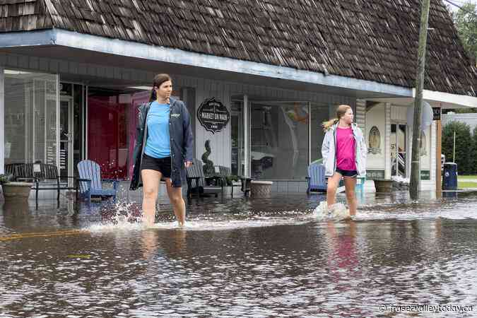 Debby bringing heavy rain, flooding and possible tornadoes northeast into the weekend