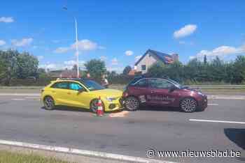Ongeluk veroorzaakt heel wat blikschade bij kop-staartaanrijding
