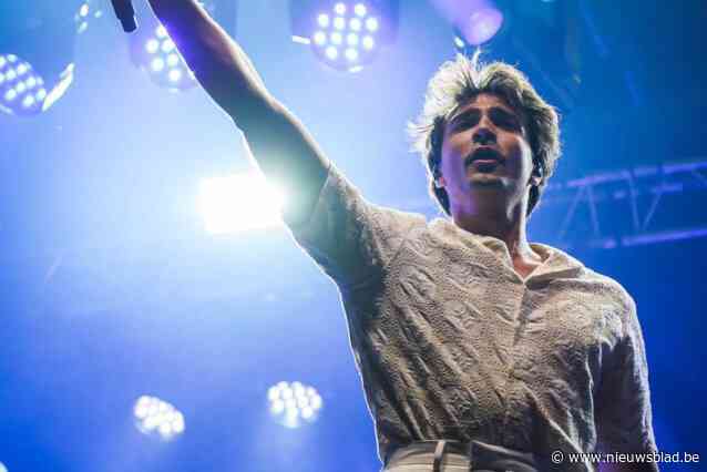 Aaron Blommaert doet stadspark ontploffen met optreden voor eigen publiek: “Hier heb ik zo lang naar uitgekeken”