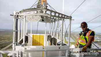 Watch how NASA's Artemis astronauts could escape their rocket in an emergency (photos, video)