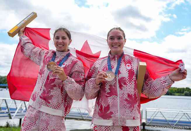 Canada’s Vincent, MacKenzie making the most of sprint canoe’s Olympic spotlight