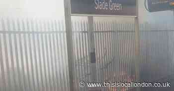 Four-hectare grass fire burns field behind Slade Green station