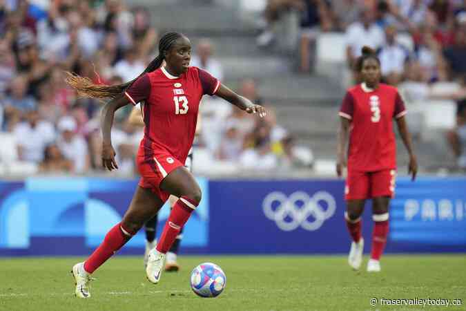 Canadian midfielder Simi Awujo leaves USC to turn pro with Manchester United