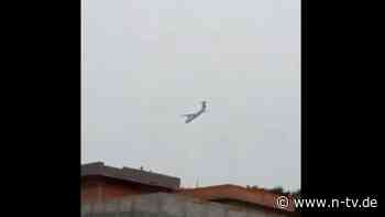 Dutzende Menschen an Bord: Passagierflugzeug stürzt in Brasilien ab