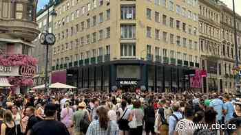 Sask. Swiftie wowed by fan determination after terror threat stops Vienna shows