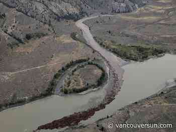 Indigenous nation closes Chilcotin River bridge, citing riverbank cracks after landslide