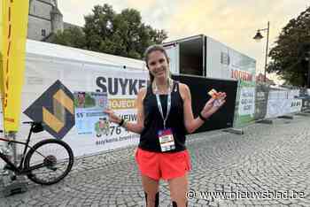 Marianne (41) uit Balen is bij de eerste vrouwen die de Dodentocht uitlopen: “De sfeer onder de lopers zat goed”