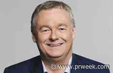 Boeing communications head Brian Besanceney stepping down after CEO change