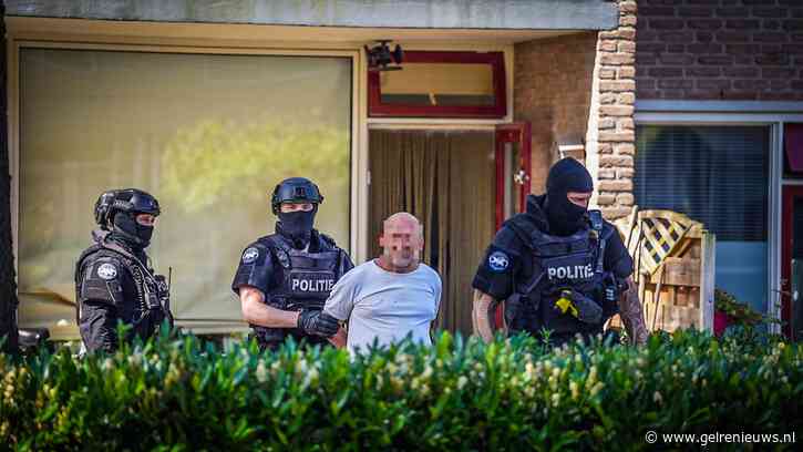 Inval en arrestaties na vermissing kind