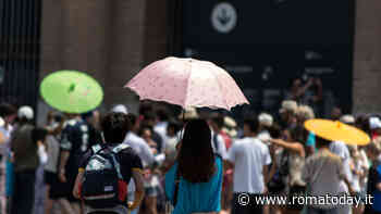 Si fanno un selfie vista Colosseo e vengono derubate della borsa