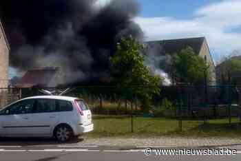 Garage brandt volledig uit, bewoner in shock