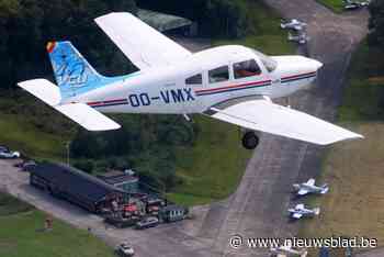 Vliegclub pimpt haar oudste vliegtuig voor hun 45ste verjaardag