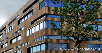 Nadat leerling een 1 krijgt voor werkstuk om ‘plagiaat’ komt hij bij rechter met opvallende verklaring