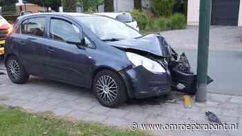 112-nieuws: auto rijdt tegen lantaarnpaal • vrouw uit kanaal gered