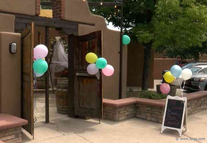 Beauty crawl fundraises for homeless APS students