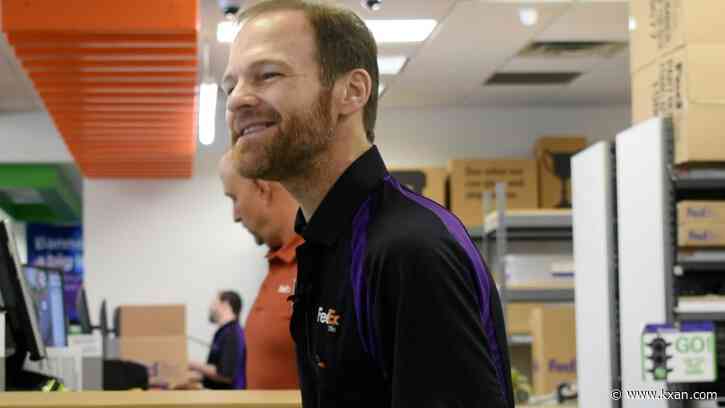 ‘There's always a way here at FedEx': Notably happy employee wants to spread joy through each print and package