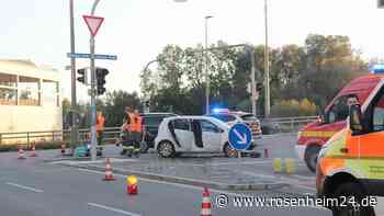 Trotz Rot auf die Kreuzung gefahren – Unfall am Rosenheimer Brückenberg