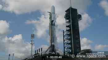 SpaceX aborts launch of 23 Starlink satellites in final minute