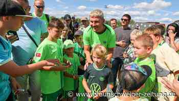 VfL-Familienfest in Wolfsburg: Viel los auf der grün-weißen Meile