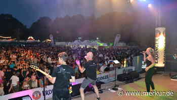 Erding: 8000 Partygäste feiern mit Wasserwacht