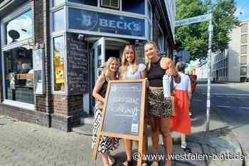 Versteigerung im Milestones: Souvenirs aus einer Kultkneipe