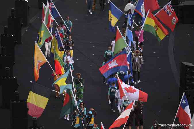 Canadian Olympians bid Paris ‘adieu’ in closing ceremony
