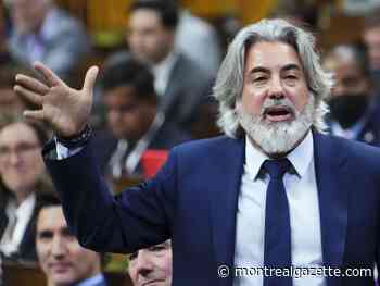 Analysis: The big schmooze — Quebec Liberal leadership candidates try to woo party youth