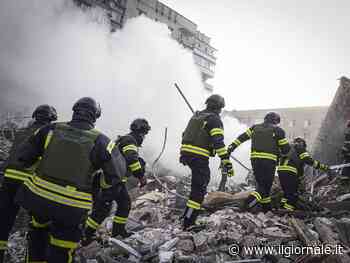 "I russi hanno appiccato fuoco a Zaporizhzhia". L'annuncio di Zelensky