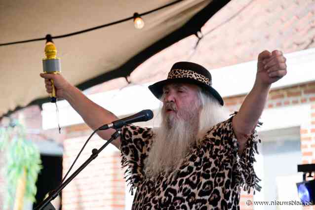 Antwaarpsen (top-)Dag: veelzijdige Slongs en Zjuul Krapuul in jurk met tijgermotief