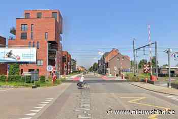 Infrabel vervangt spoorstaven aan station