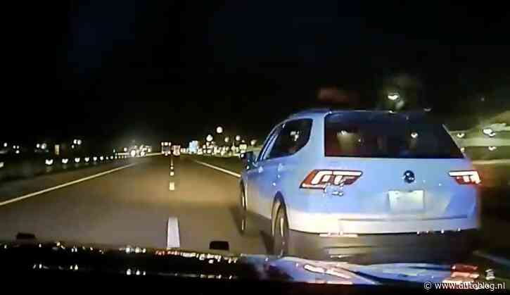 Video: Volkswagen-dame probeert aan politie te ontkomen