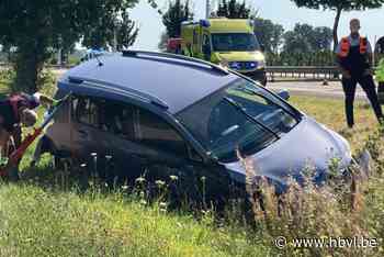 Bestuurster bevrijd nadat ze met haar auto in de gracht was beland langs de N80 in Sint-Truiden