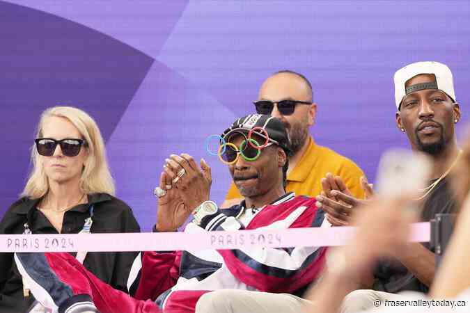 Snoop’s side quests: Beyond the Olympics, rapper has proved versatility from cooking to wrestling