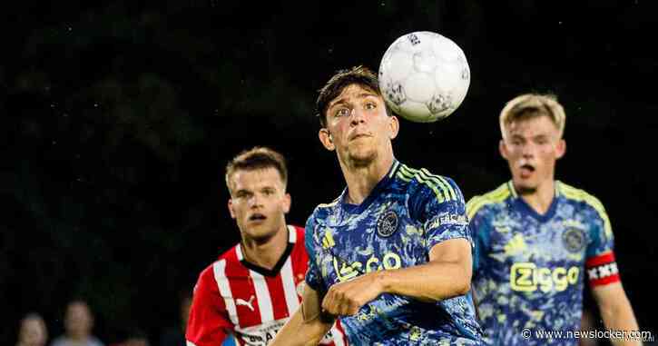 ‘Geblesseerde’ Kaplan de held bij Jong Ajax tegen Jong PSV, Roda JC krijgt ongenadig hard pak slaag