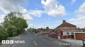 Man dies after crashing car into garden