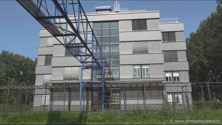 Almere - Het is goed wonen in de silo waar vroeger het graan in overvloed stroomde