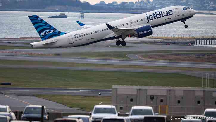 JetBlue downgraded by S&P and Moody's amid $3B debt raise