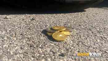 Furti seriali nei parcheggi dei supermercati, sgominata la banda delle monetine