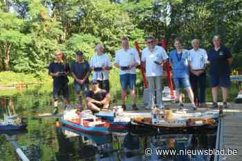 Modelbouwvrienden tonen hun stuurmanskunst op vaarwater met opendeurdag: “Zo kom ik tot rust”