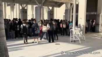 Broward students show up early to avoid metal detector delays on second day back to school