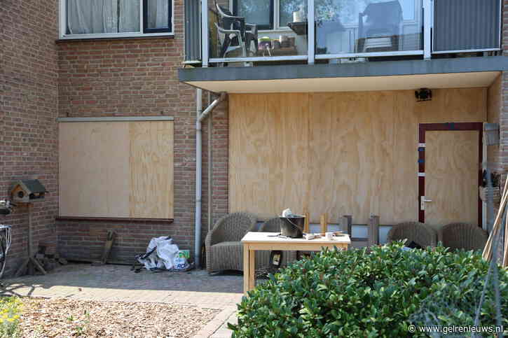 Woning van verdachte in ontvoeringszaak dichtgetimmerd na nieuwe vernielingen