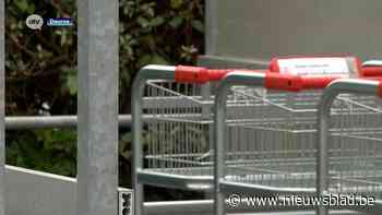 Oplossing na diefstallenplaag: winkelkarren van Colruyt in Deurne-Zuid krijgen beveiligingssysteem