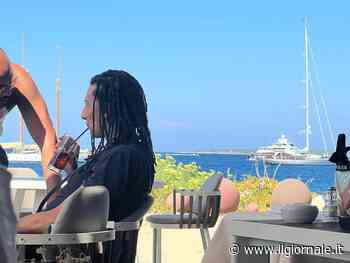 I post pro Palestina e l'attivismo di Ghali dal resort di lusso in Costa Smeralda