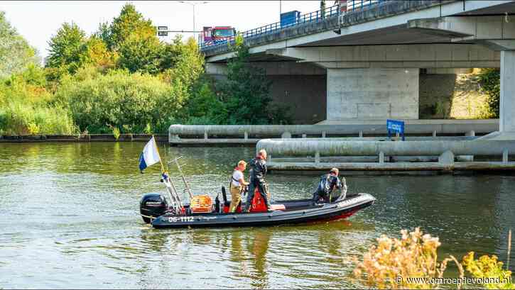 Zeewolde - Zoektocht naar drenkeling bij Zeewolde blijkt loos alarm