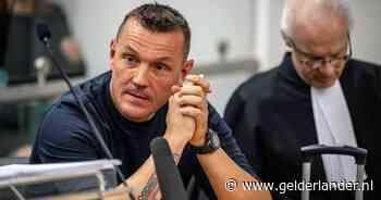 Na meer dan een jaar ellende overlijdt Ron van Uffelen: hoe hij ongewild bekendste loodgieter van het land werd