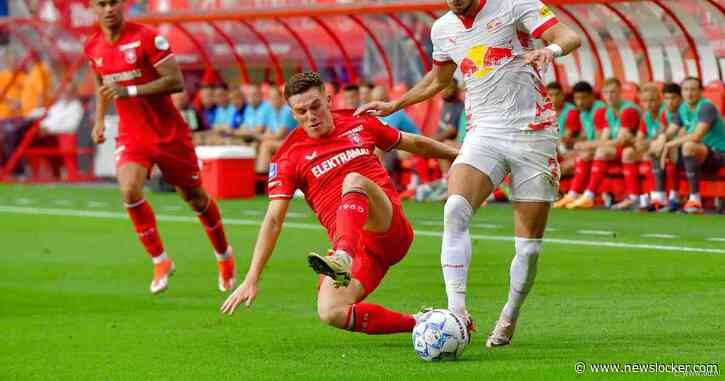 FC Twente komt dramatisch uit kleedkamer: RB Salzburg verdubbelt voorsprong halve minuut na rust