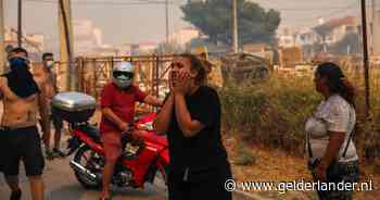 Angst van Grieken komt uit: 10.000 hectare aan natuur rond Athene gaat in vlammen op